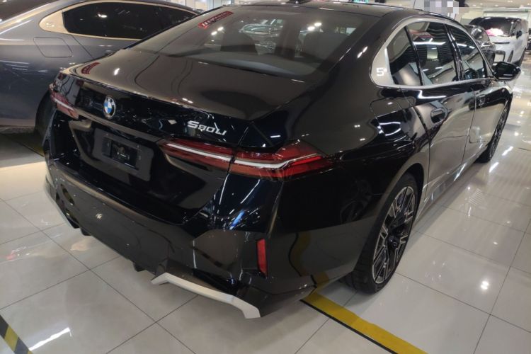 Used BMW 5 Series 2025 530Li Luxury Edition M Sport Package
