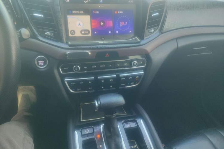 Used GAC Trumpchi GS8 2017 320T Four-Wheel Drive Luxury Smart Connectivity Version (7 Seats)