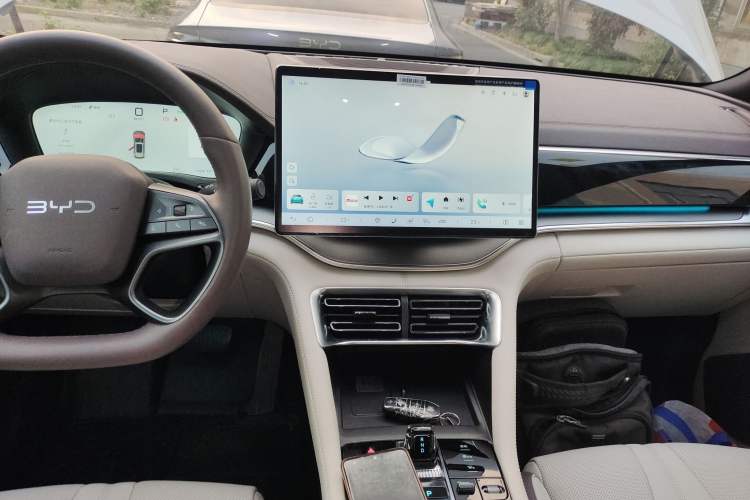 Used BYD Song PLUS New Energy 2025 EV Intelligent Driving Version 520km Premium Model
