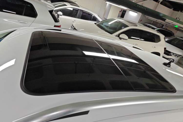 Used Volkswagen T-ROC 2021 Revised Version 280TSI DSG Two-Wheel Drive Elite Connect Edition