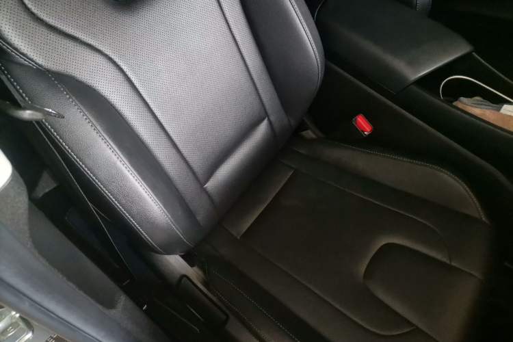 Used Hyundai Elantra 2021 1.5L CVT LUX Prestige Edition
