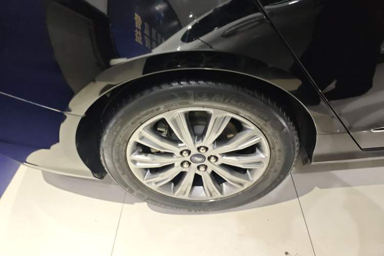 Used Ford Taurus 2019 EcoBoost 245 Comfort Edition