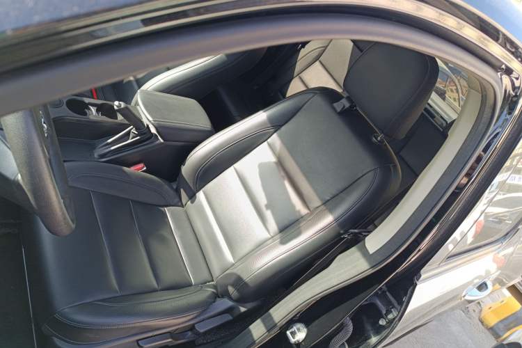 Used Great Wall Poer 2021 2.0T Commercial Version Manual Diesel Two-Wheel Drive Elite Long-Box GW4D20M