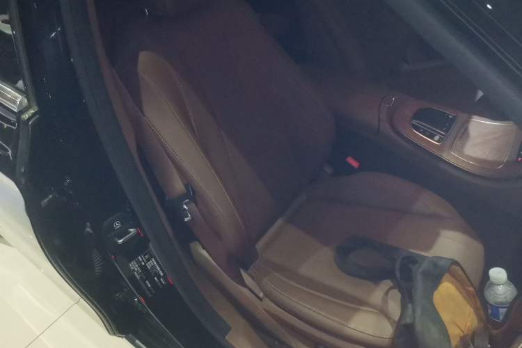 Used Mercedes-Benz E-Class 2023 E 300 L Luxury Model
