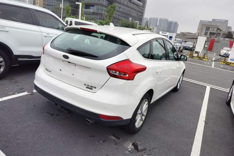 Used Ford Focus 2018 Hatchback Classic EcoBoost 180 Automatic Elite Model