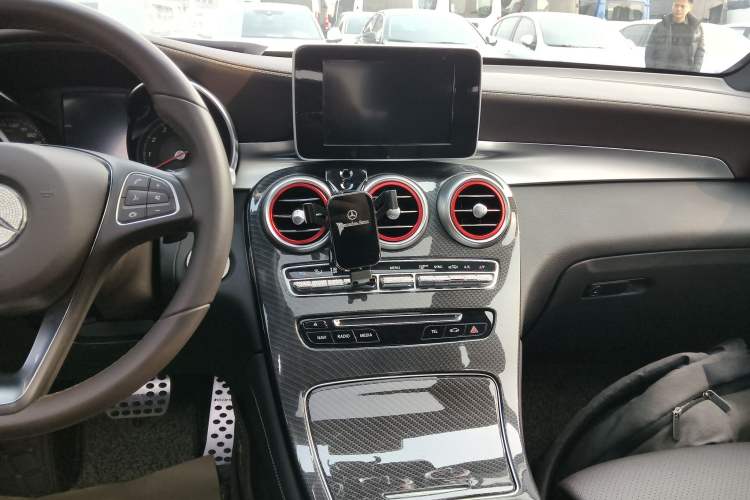 Used Mercedes-Benz GLC 2019 GLC 260 L 4MATIC Luxury Model