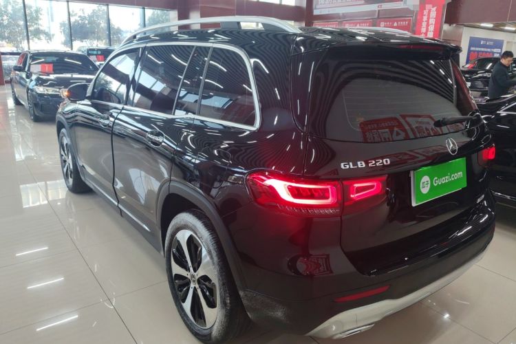 Used Mercedes-Benz GLB 2023 GLB 220 Fashion Model