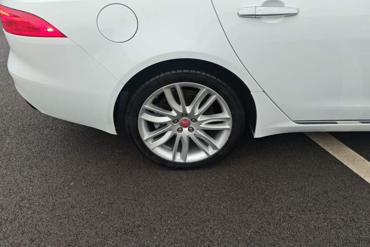 Used Jaguar XFL 2020 XFL 2.0T P250 Four-Wheel Drive Luxury Edition