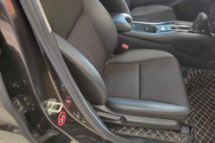 Used Honda Vezel 2020 1.5L CVT Pioneer Edition