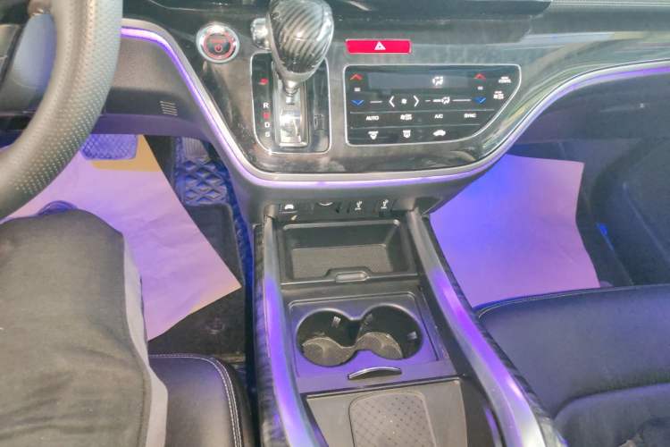 Used Honda Elysion 2019 2.0L Hybrid Luxury Edition