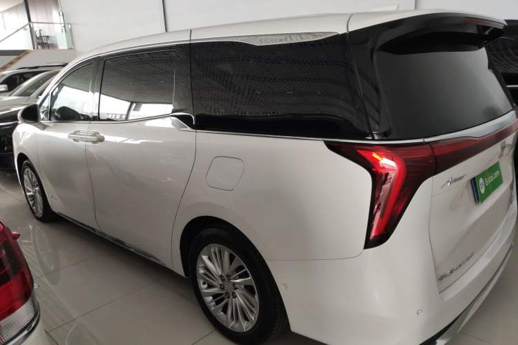 Used Buick Century 2023 2.0T Six-Seater Yinshi Edition