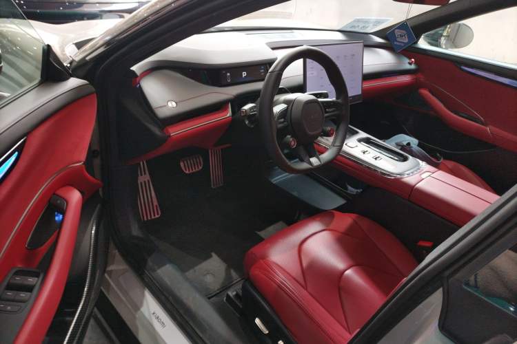 Used Xiaomi Auto SU7 2024 Rear-Drive Standard Founder Edition
