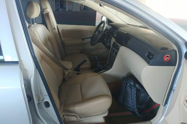 Used Toyota Corolla EX 2013 1.6L Manual Excellence Edition
