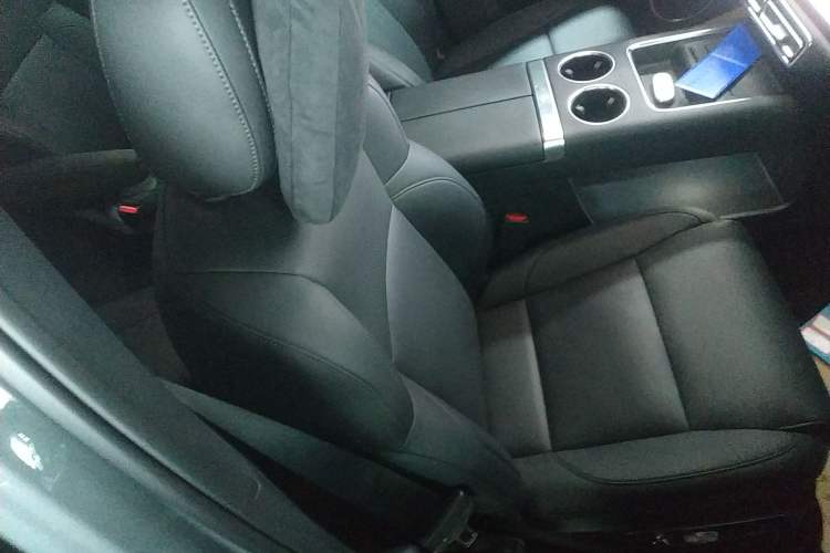 Used Li Auto L8 2025 Pro Smart Refresh Edition
