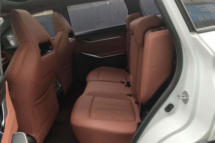 Used Changan CS75 PLUS 2024 3rd Generation Champion Edition 1.5T Intelligent Drive Dynamic Model
