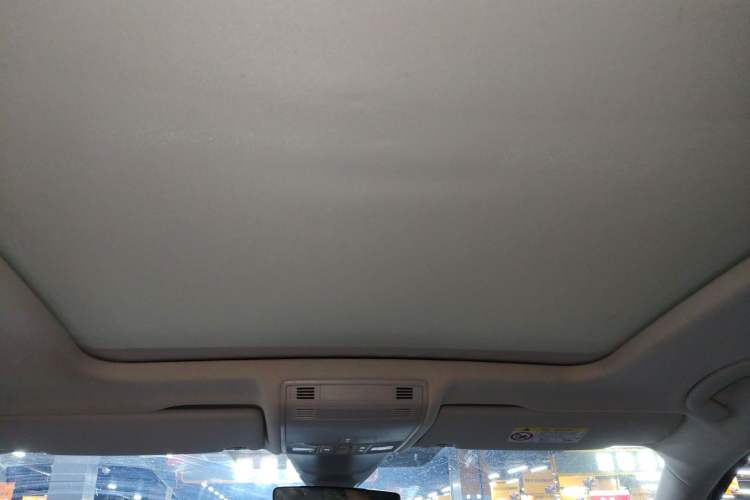 Used Volkswagen Tayron 2023 300TSI Two-Wheel-Drive Luxury Plus Advanced Edition