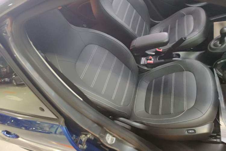 Used  forfour 2016 0.9T 66 kW Pioneer Edition