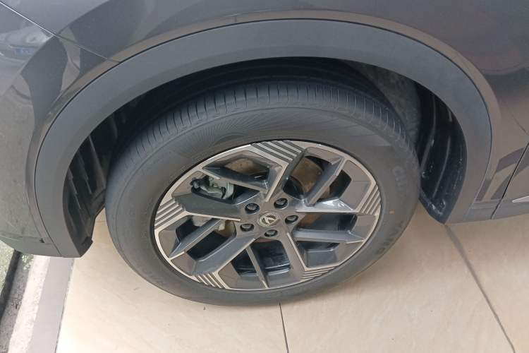 Used Changan CS75 PLUS 2025 4th Generation 1.5T New Blue Whale Smart Whale Enjoyment Edition