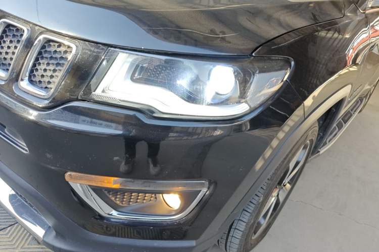 Used  Compass 2017 200T Automatic Prestige Edition
