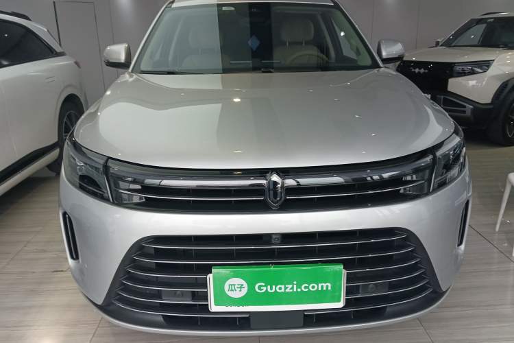 Used Hima AITO M7 2024 1.5T Rear-Drive Plus Version 6 Seats
