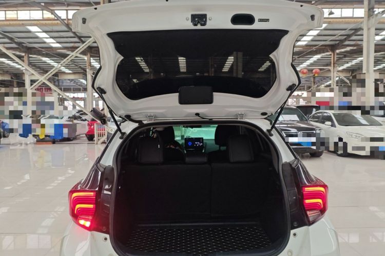 Used Toyota YARiS L 2022 X-Trail 1.5L CVT Leading PLUS Edition
