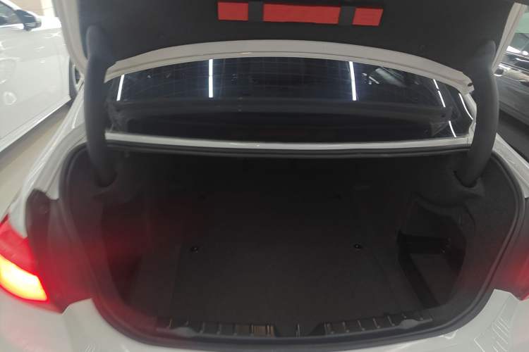 Used BMW 3 Series 2018 320Li Fashion Model
