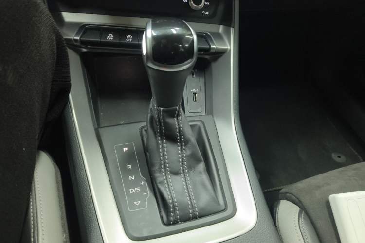 Used Audi Q3 2019 35 TFSI Advanced Dynamic Edition
