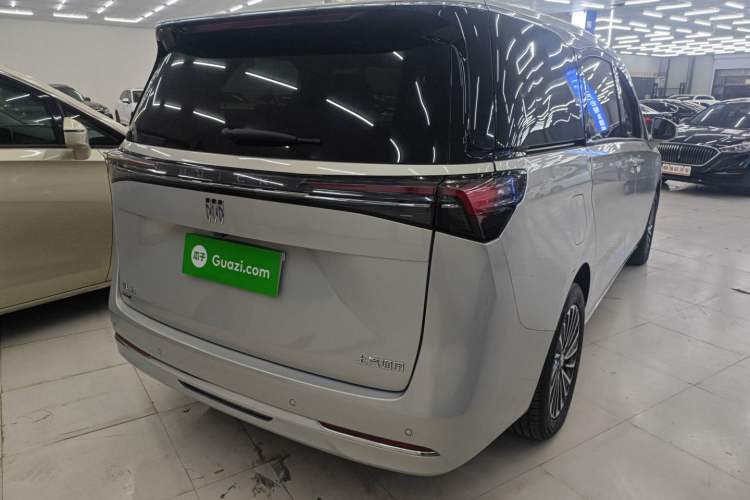 Used Buick GL8 New Energy 2025 Lu Shang Luxury Edition 7-Seater
