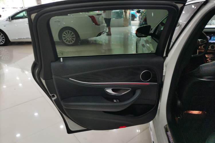 Used Mercedes-Benz E-Class 2016 E 200 L Sport Edition
