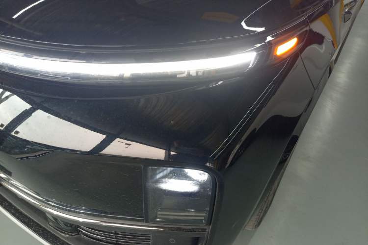 Used Li Auto L8 2023 Max model