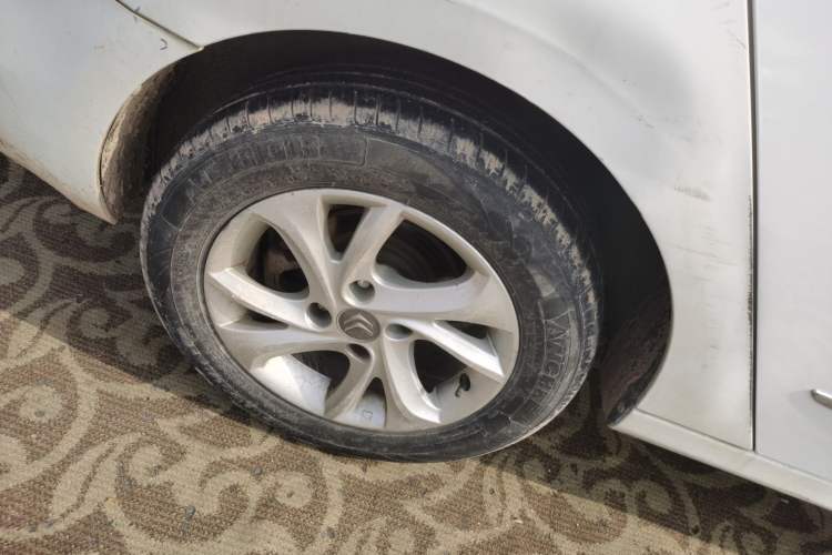 Used Citroen Elysee 2014 1.6L Manual Comfort Model
