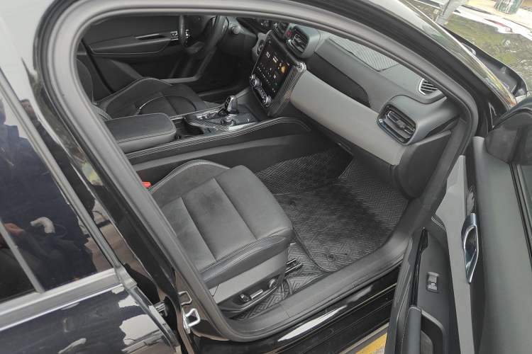 Used Lynk & Co 03 2022 2.0TD DCT JingPro