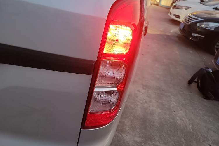 Used Wuling Hongguang V 2022 1.5L Jingqu Edition Electric-Assist LAR
