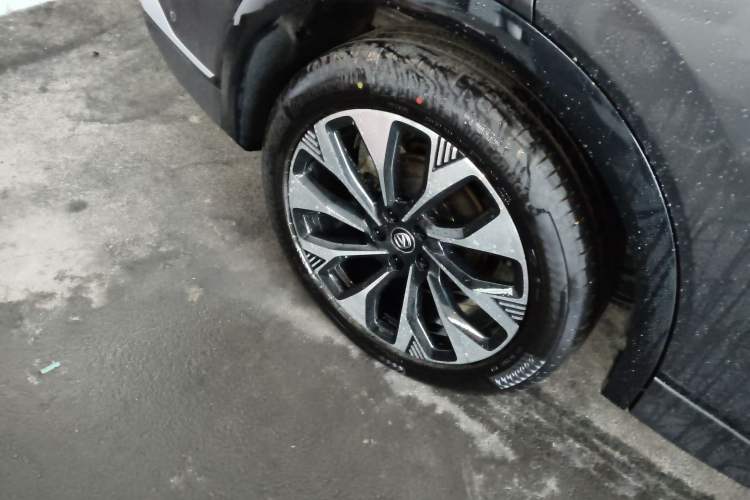 Used Changan CS75 PLUS 2025 4th Generation UItra 2.0T New Blue Whale Smart Intelligent Powertrain Version
