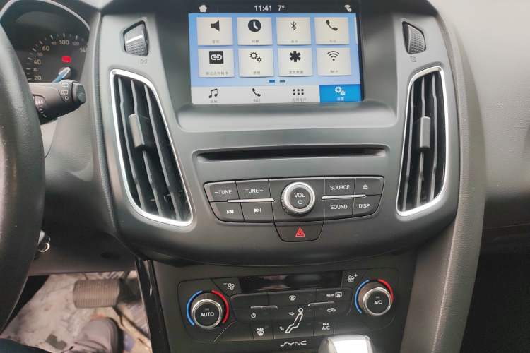 Used Ford Focus 2017 Hatchback EcoBoost 180 Automatic Elite Model
