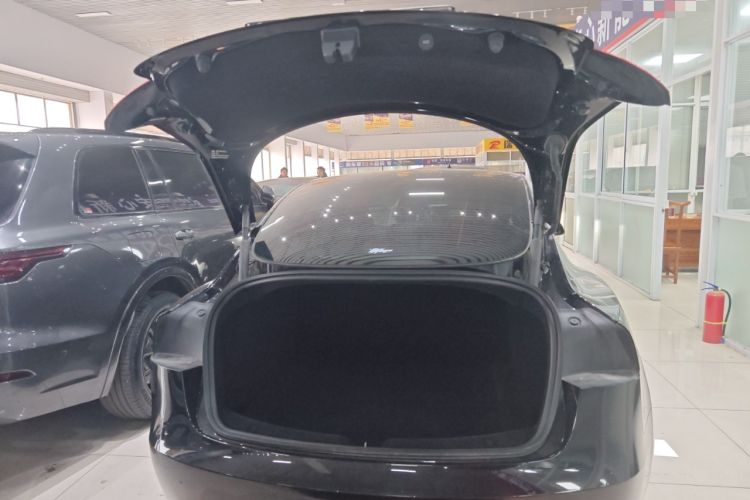 Used Tesla Model 3 2023 Long-Range All-Wheel-Drive Version
