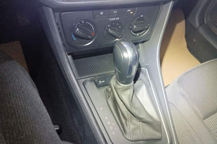 Used Volkswagen Lavida 2017 1.6L Automatic Fashion Edition
