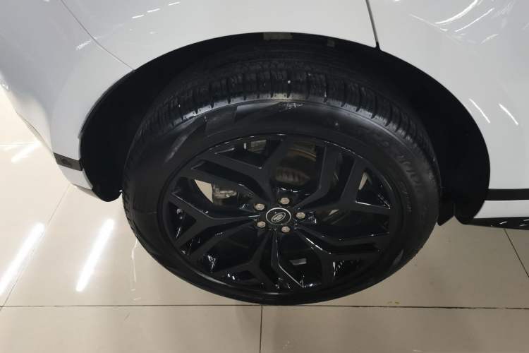 Used Land Rover Range Rover Evoque 2020 249 PS R-DYNAMIC S Black Edition Sport Version
