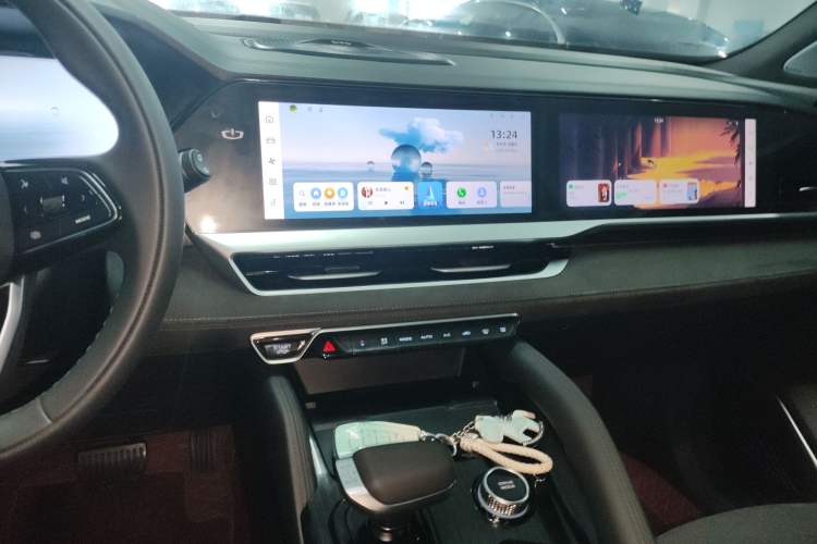 Used Geely Auto Monjaro L 2024 2.0TD High-Power Automatic Two-Wheel Drive Skyline Edition