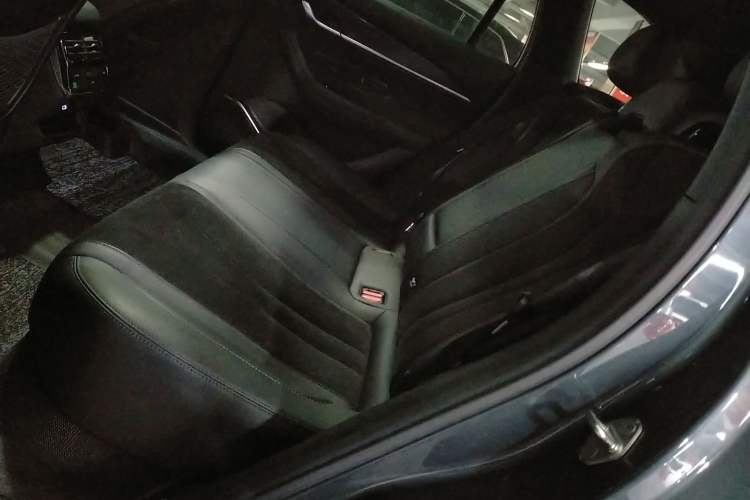 Used Geely Auto Monjaro L 2024 2.0TD High-Power Automatic Two-Wheel Drive Skyline Edition
