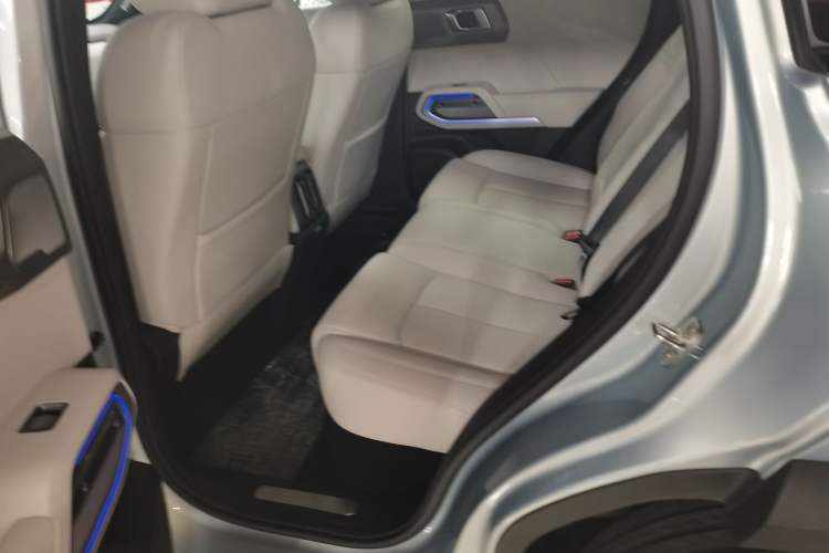 Used Formula Leopard Titanium 3 2025 501KM All-Wheel Drive Intelligent Driving Ultra Version