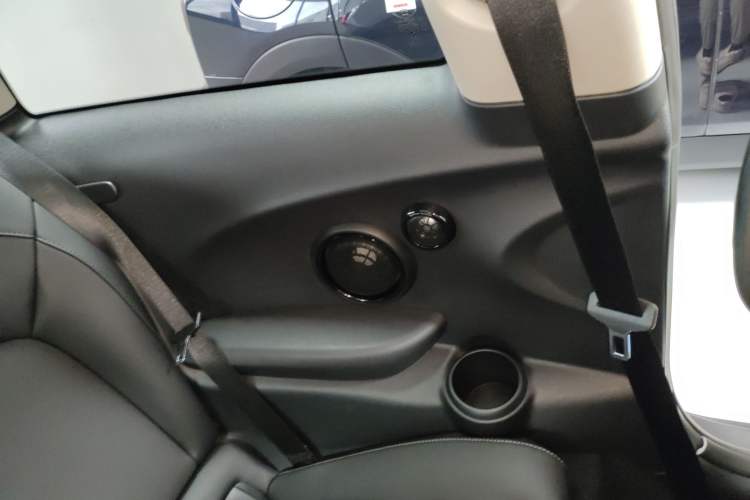 Used  MINI 2022 2.0T COOPER S Classic Edition
