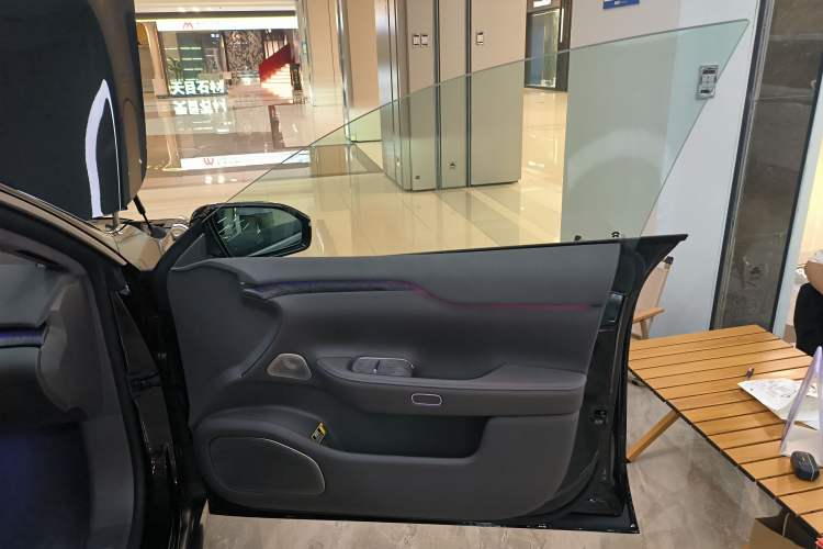 Used Nio ET7 2024 75 kWh Executive Edition
