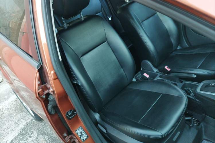 Used Ford Fiesta 2013 Hatchback 1.5L Automatic Fashion Edition