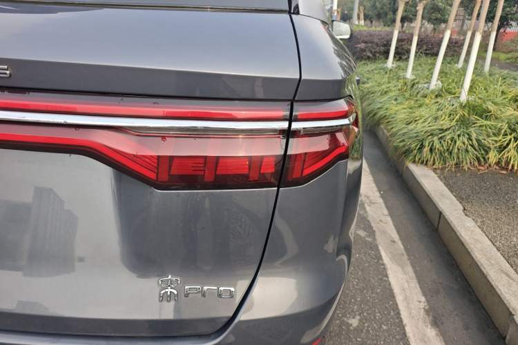 Used BYD Song Pro 2019 1.5T Automatic Elite Edition
