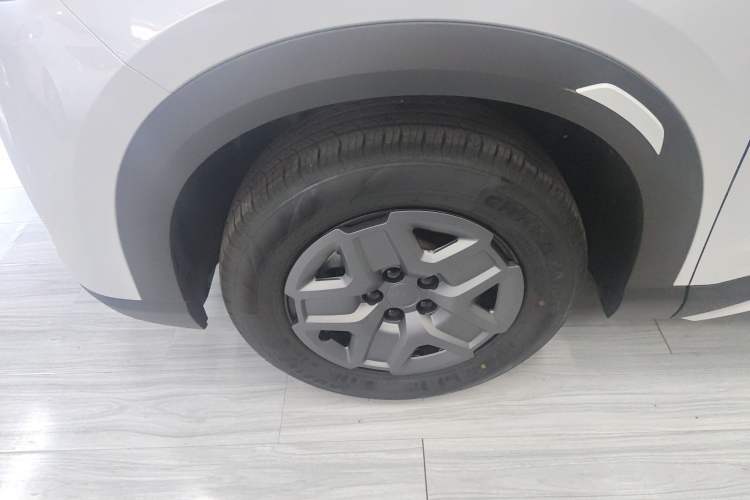 Used BYD Yuan UP 2024 401 km Active Version
