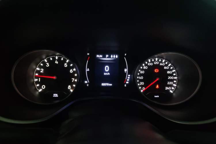 Used  Compass 2019 220T Automatic Enjoyment Version
