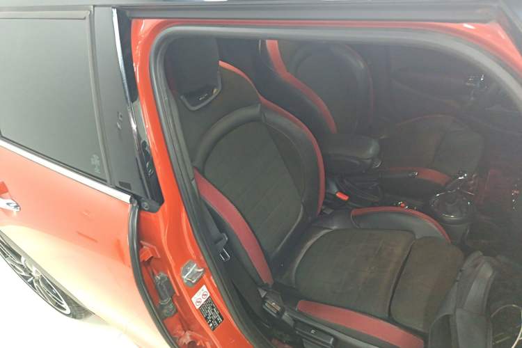 Used  MINI 2019 2.0T COOPER S Racing Edition Five-Door Version