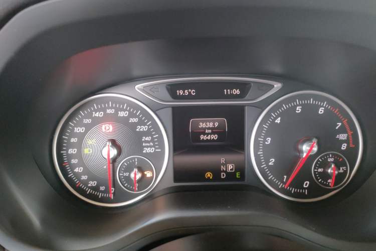 Used Mercedes-Benz B-Class 2015 B 200 Sport Edition
