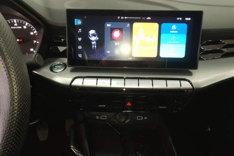 Used MG 5 2023 180 DVVT Manual Fashion Edition
